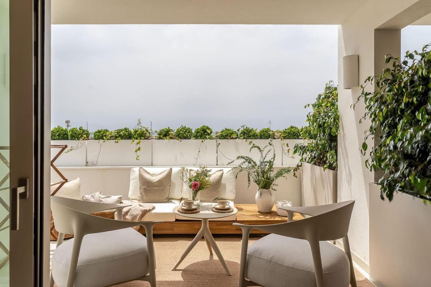 Apartamentos Azul Кастельдефельс Экстерьер фото