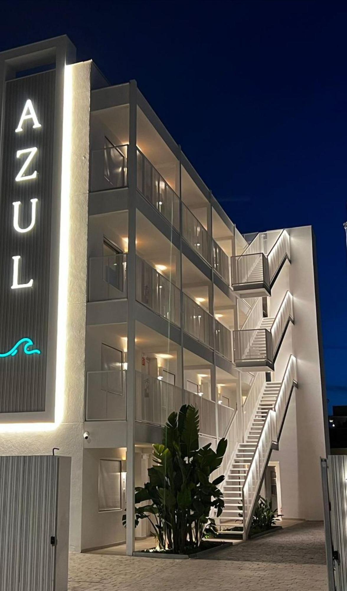 Apartamentos Azul Кастельдефельс Экстерьер фото