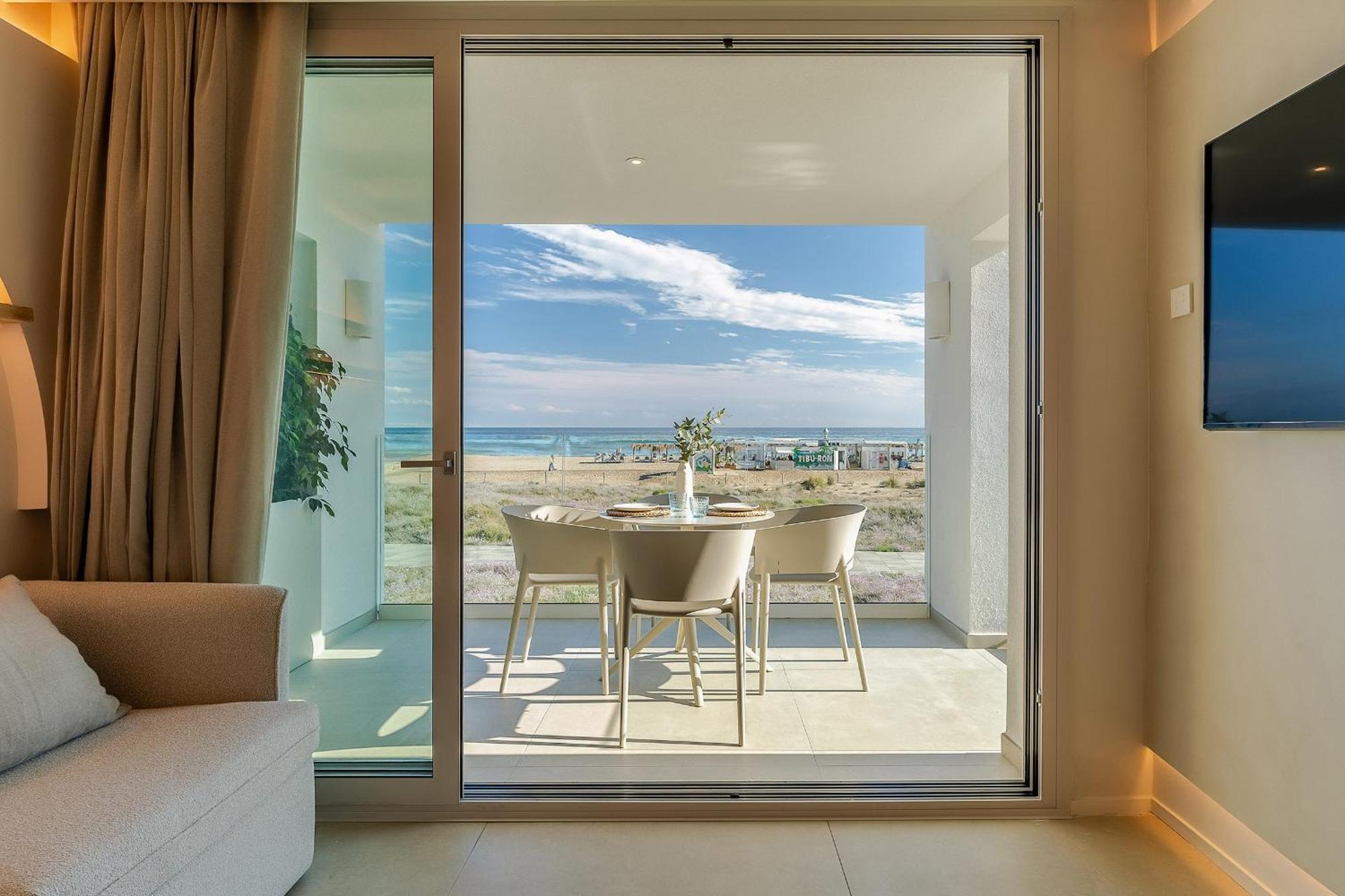Apartamentos Azul Кастельдефельс Экстерьер фото